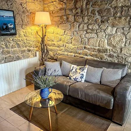 Villa - Maison Renovee 3 Pieces Cosy Avec Wifi - Fr-1-479-224
